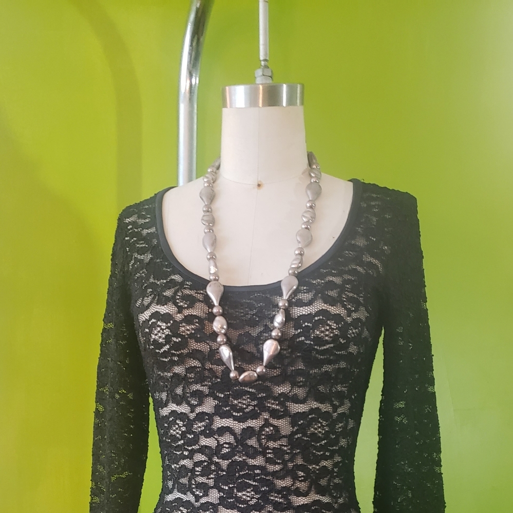 Silver Toned Metal Bead Necklace - Picture 6 of 6